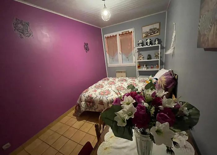 D'hotes Lamidome Bed and Breakfast Pouant